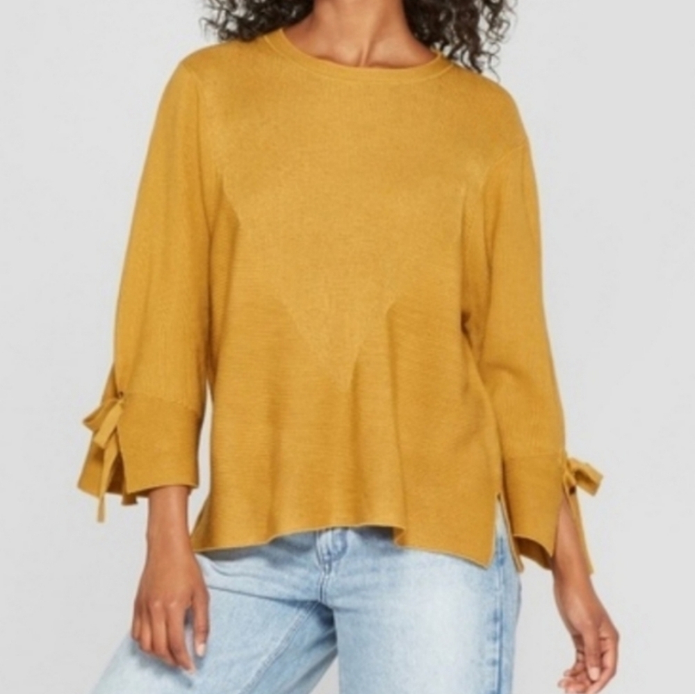 Cliche' Flared Sleeve Sweater Size Large Wool Blend Gold Mustard